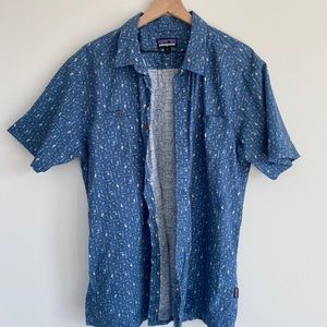 Men’s Patagonia Button Down Tee